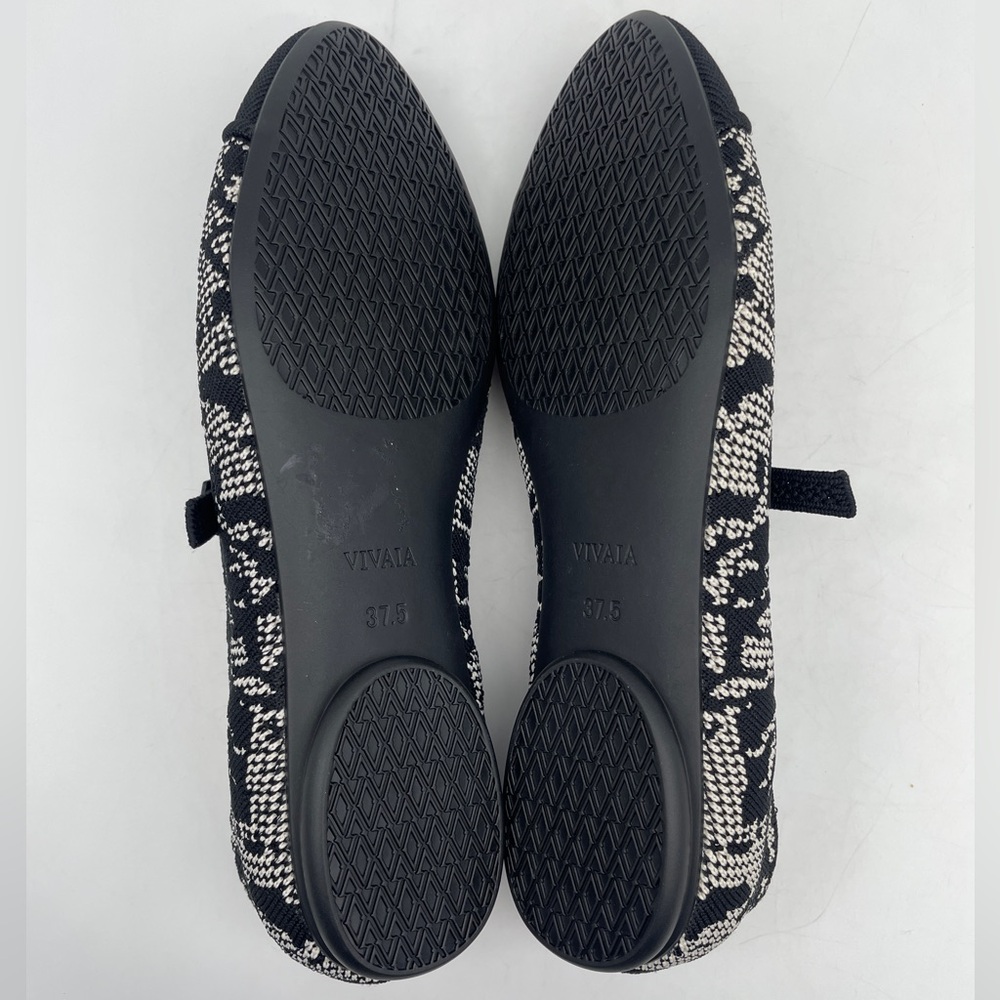 VIVAIA Mary Jane Tamia Almond Toe Black Lace - Picture 11 of 13
